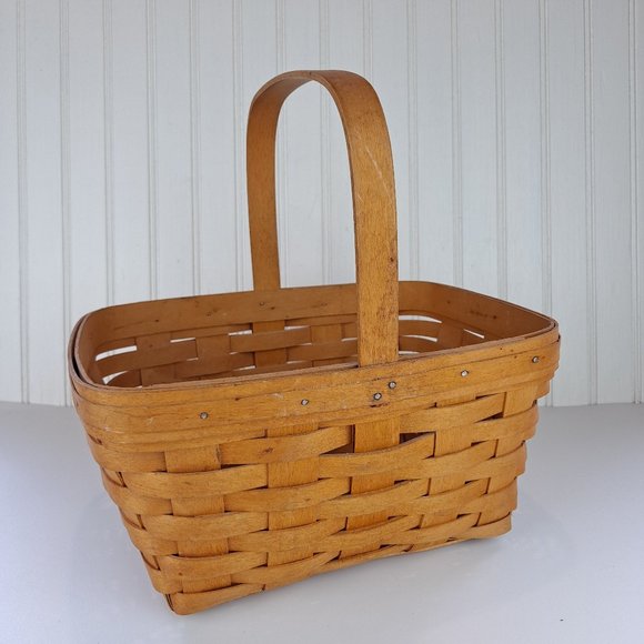 Longaberger Accents Vintage Longaberger Basket With Handle Signed